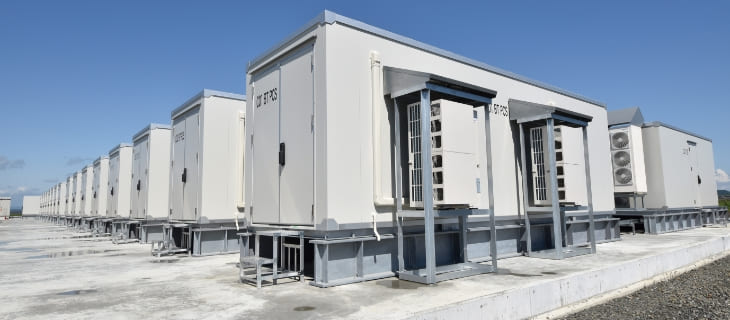 Storage cell control systems