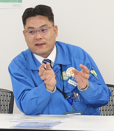  Hiroki Yamamoto, Manager, Environmental and Facilities Section