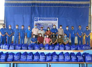 Survival bag distribution site