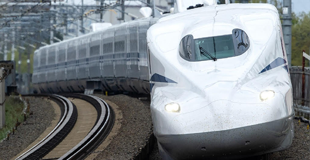Fuji's Power Electronics contributes to energy savings and the best ride-comfort to Japanese bullet train,Shinkansen